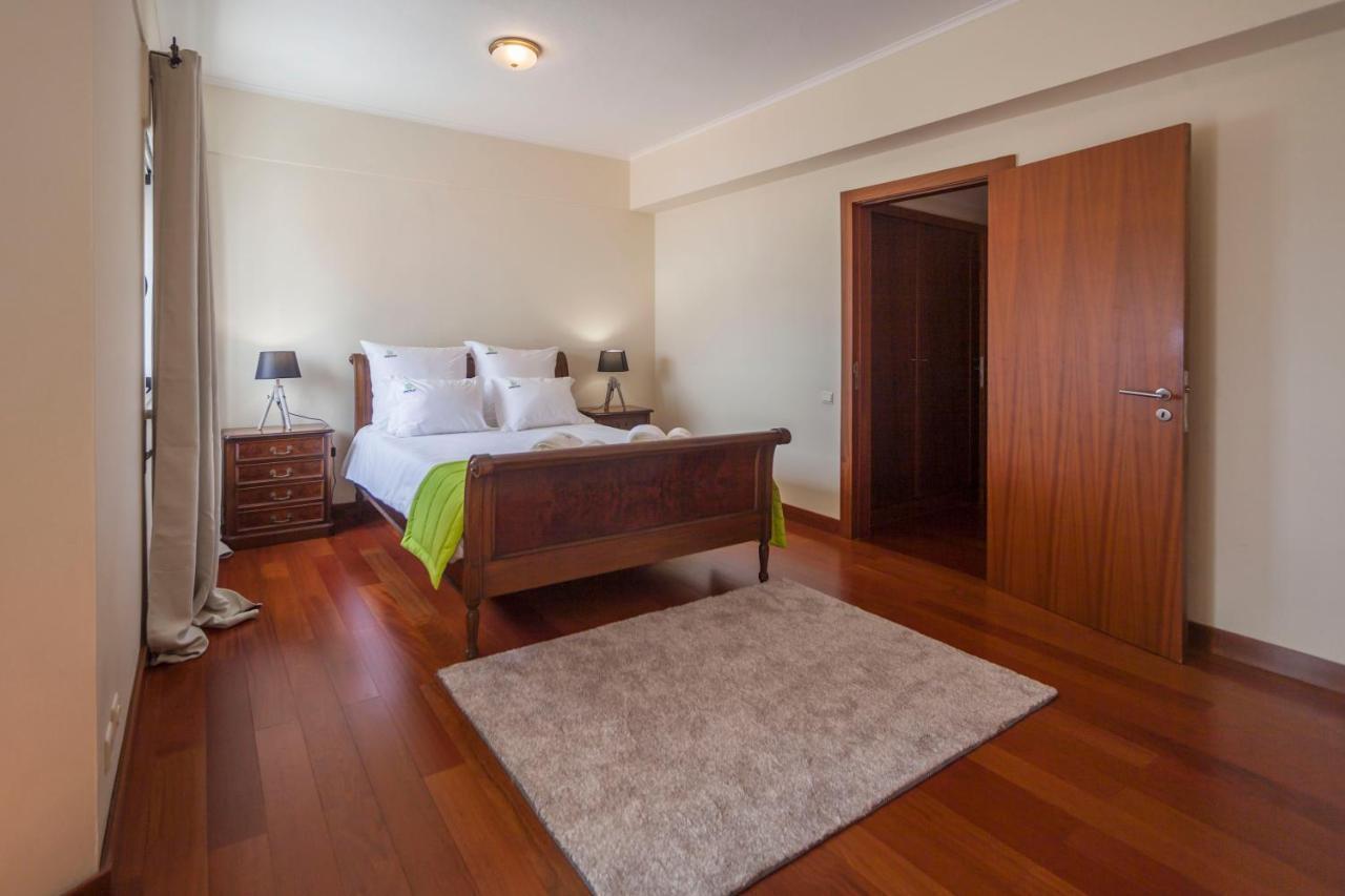 Deluxe Marina Apartment Ponta Delgada  Exterior photo